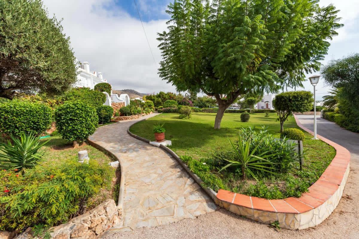 Holiday home Jardines De *